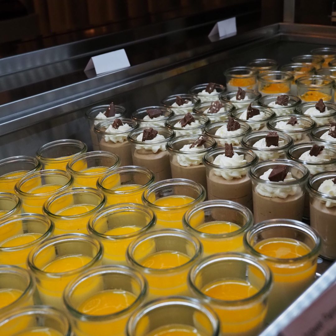 Buffet Dessert Restaurant Brunnenhof am Tanner-Märt (1)
